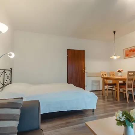 Apartment St- Georg-4 By Interhome